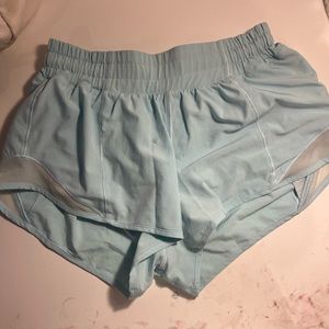 icing blue 2.5” lululemon shorts